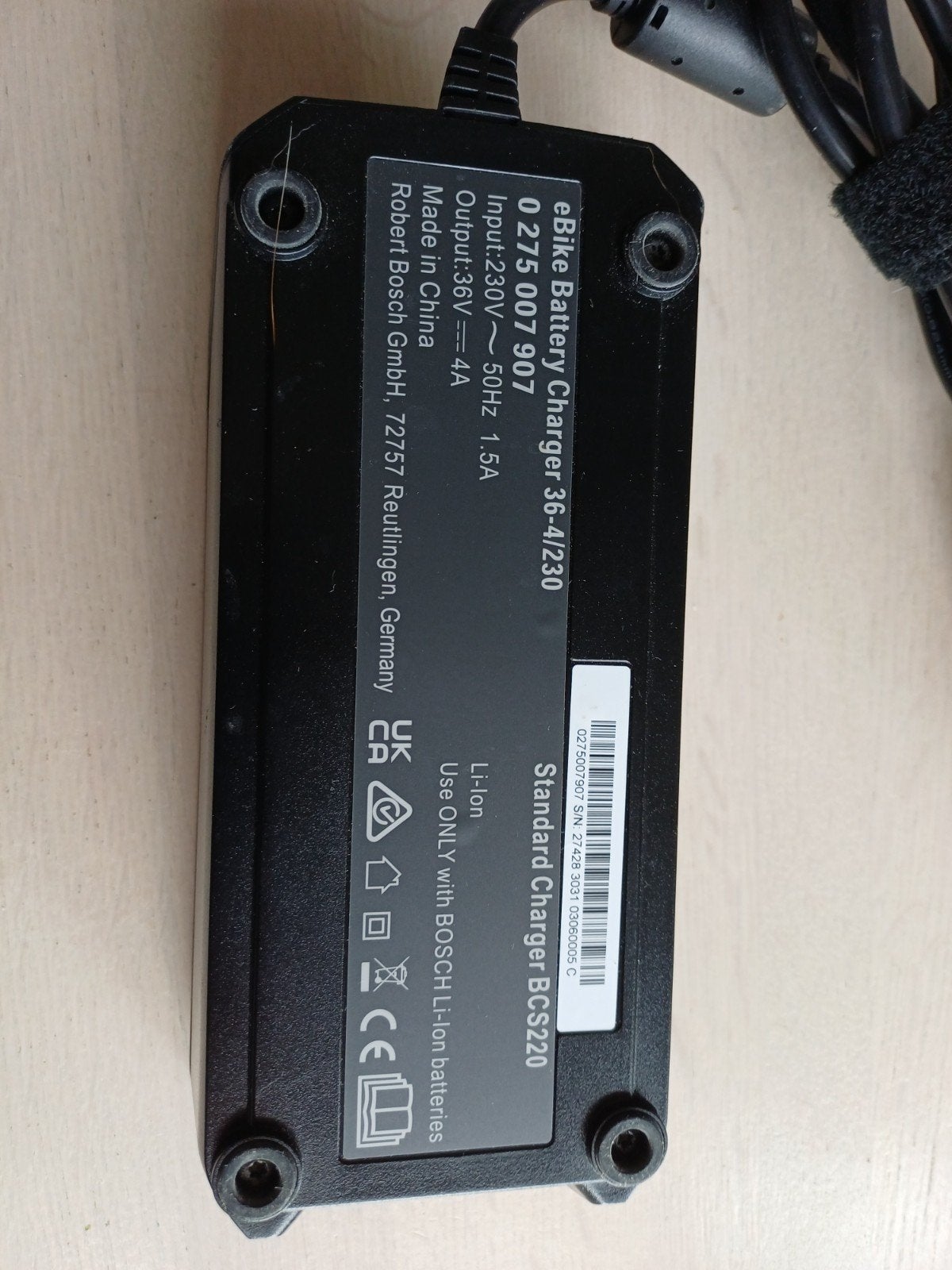 Bosch eBike Acculader 36V-4A/230V Standard Charger BCS220, Fietsen en Brommers, Fietsaccessoires | Fietsaccu's, Gebruikt