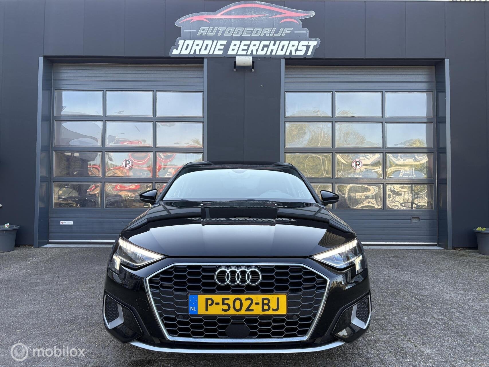 Audi A3 Sportback 30 TFSI Advanced edition Automaat, Gebruikt, Euro 6, Automatische klimaatregeling, Zwart
