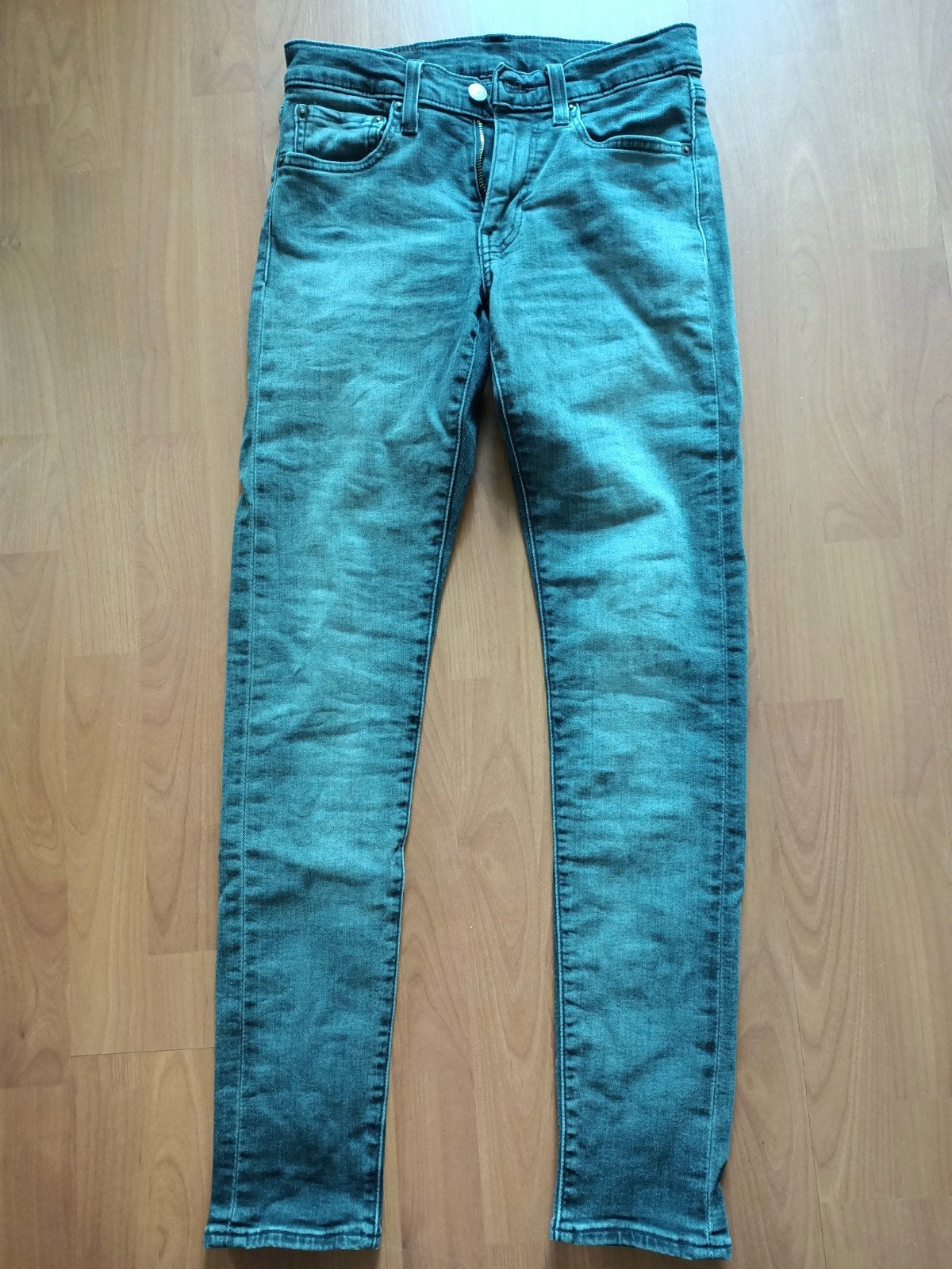 levis spijkerbroek m 28/32, W32 (confectie 46) of kleiner, Ophalen of Verzenden, Zo goed als nieuw, Grijs