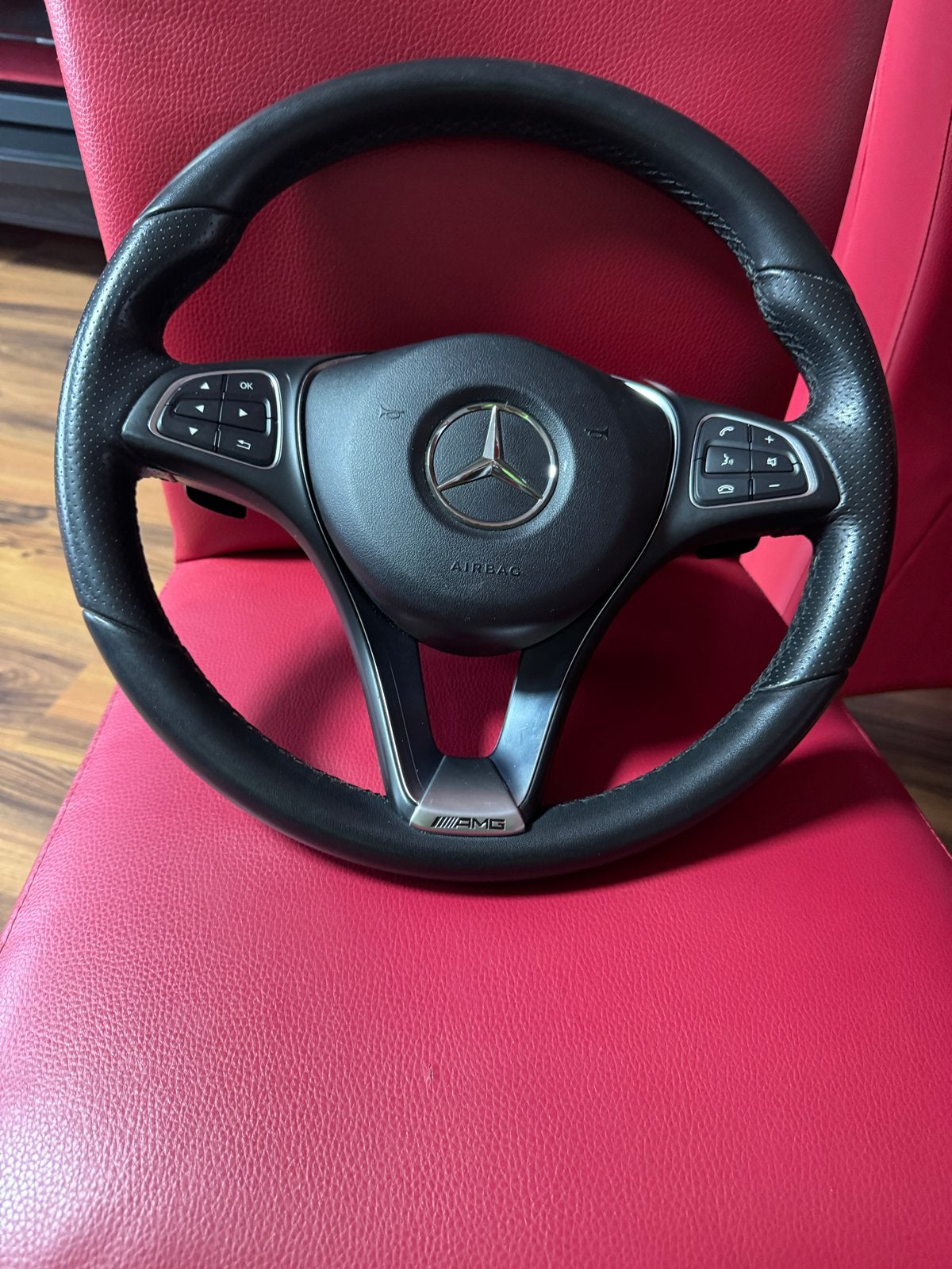 Mercedes-CLA Benz  Stuurwiel - Gebruikt, Auto-onderdelen, Ophalen of Verzenden, Gebruikt, Mercedes-Benz