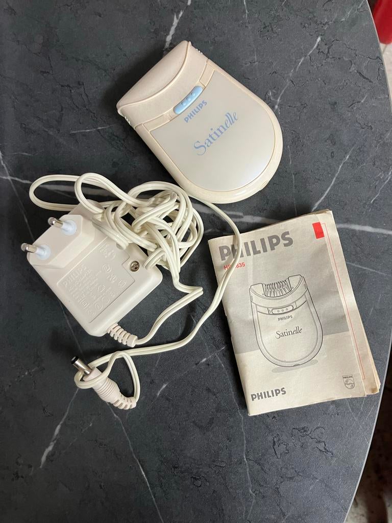 Philips Satinelle Epilator HP635 met adapter en handleiding, Ophalen of Verzenden, Zo goed als nieuw