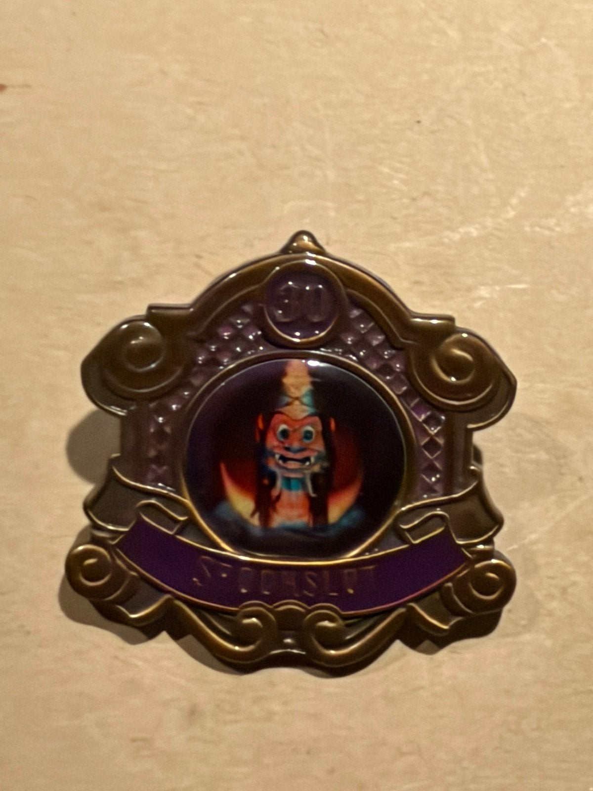 Efteling jubileum pin 30 jaar Spookslot, Ophalen of Verzenden, Zo goed als nieuw, Button of Speldje