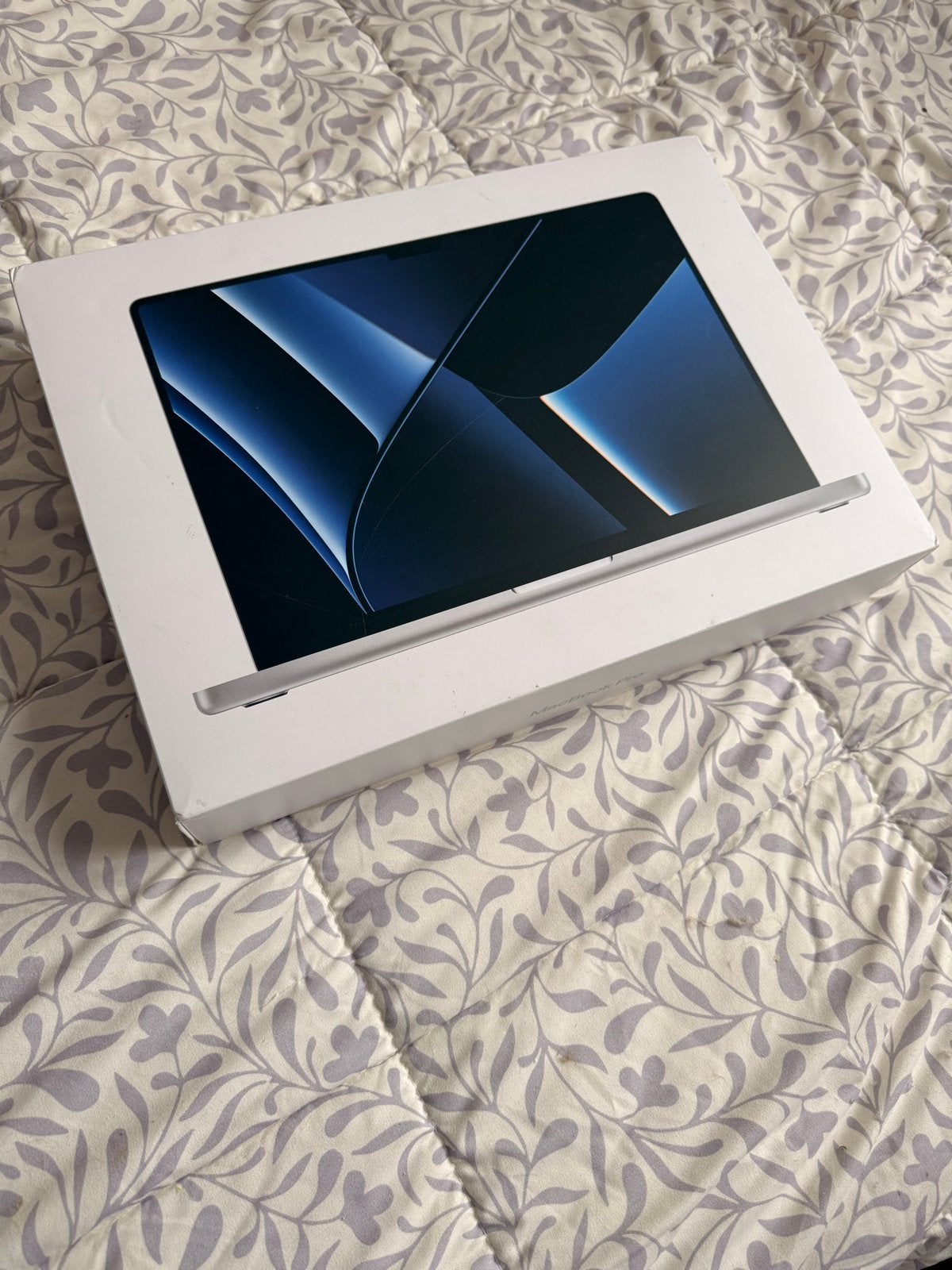MacBook Pro M2 Zilver 512GB - Zo goed als nieuw, Computers en Software, MacBook Pro, 2 tot 3 Ghz, 13 inch, 512 GB