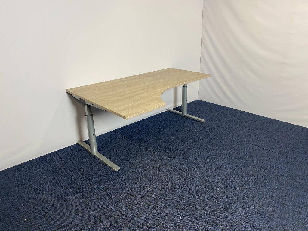 2 x Wingbureau Gispen TM (linksom), 180 x 120/80 cm., Ophalen, Gebruikt, 120 cm, In hoogte verstelbaar
