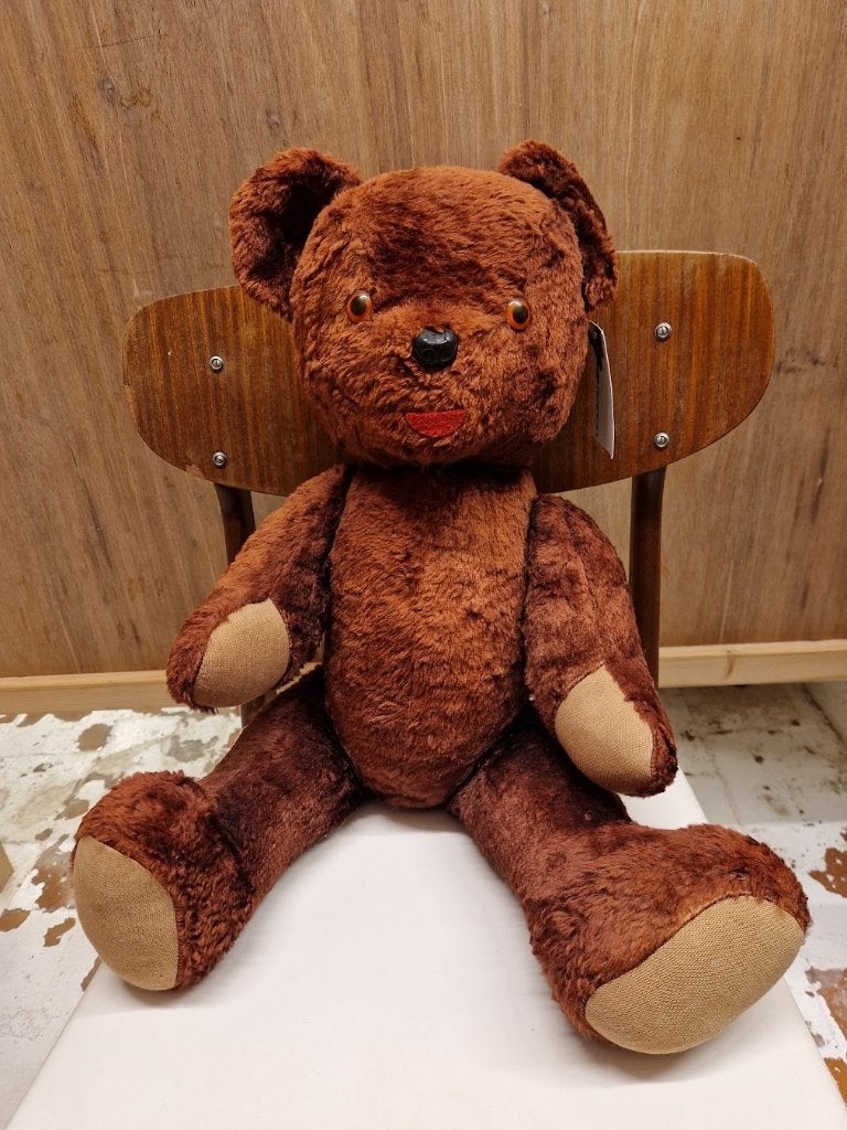 Grote vintage bruine teddybeer jaren 60 gevuld met stro, Verzamelen, Gebruikt, Stoffen beer, X, Ophalen