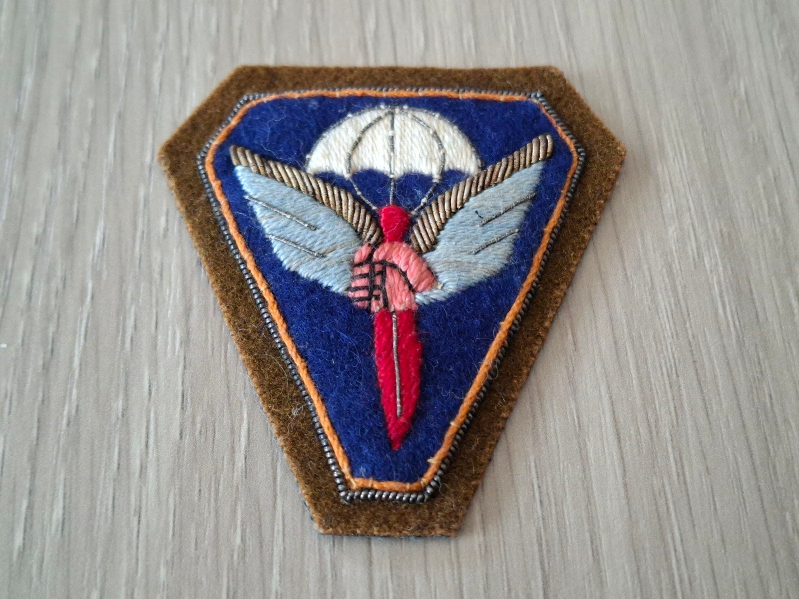 Embleem stof Parachutist, Verzenden, Overige soorten, Nederland, Embleem of Badge