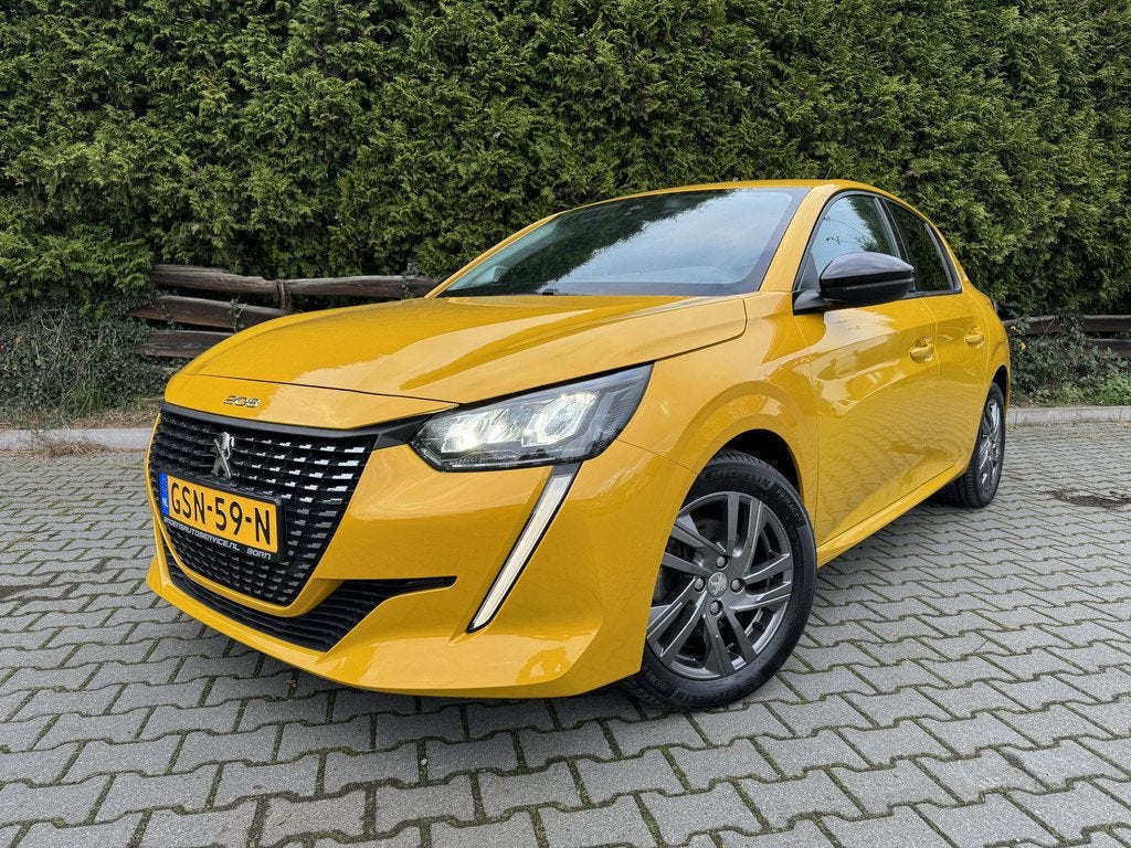 Peugeot 208 1.2 PureTech Style Camera, PDC, Navi, Cruise, en, Voorwielaandrijving, Automatische klimaatregeling, Gebruikt, Euro 6