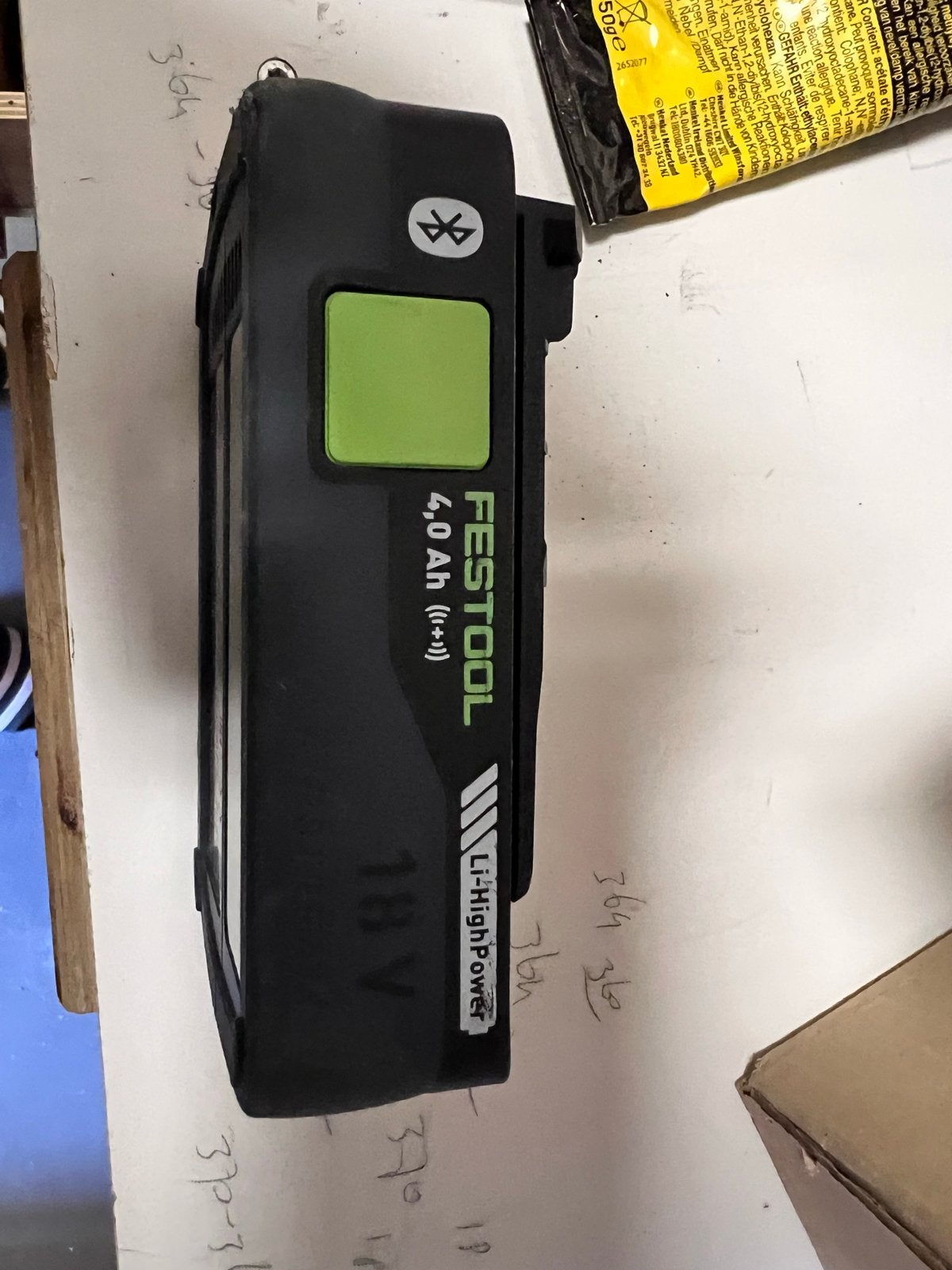 Festool accu 4 amp (defect, laadt niet meer op), Doe-het-zelf en Verbouw, Ophalen of Verzenden, Gebruikt