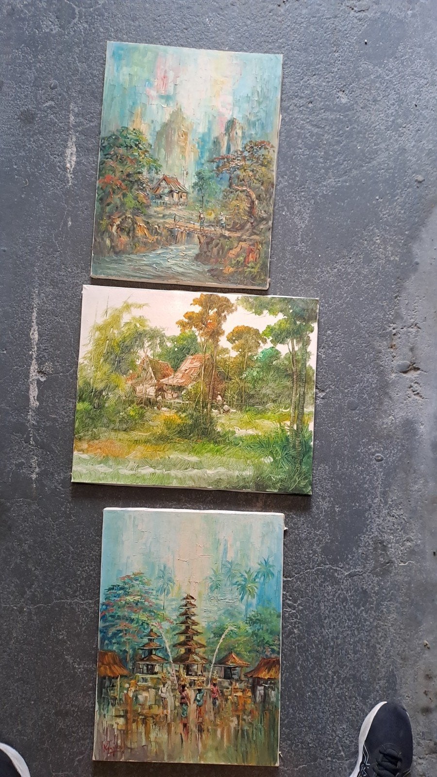 3 gesigneerde Indonesische olieverfschilderijen op doek, Antiek en Kunst, Ophalen of Verzenden