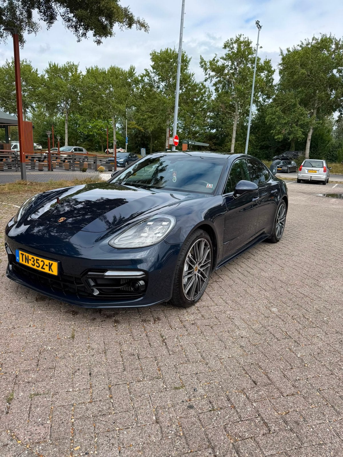 Porsche Panamera 2.9 V6 E-hybrid 462pk PDK 2018 Blauw, Automaat, Vierwielaandrijving, 40 km/l, Hatchback