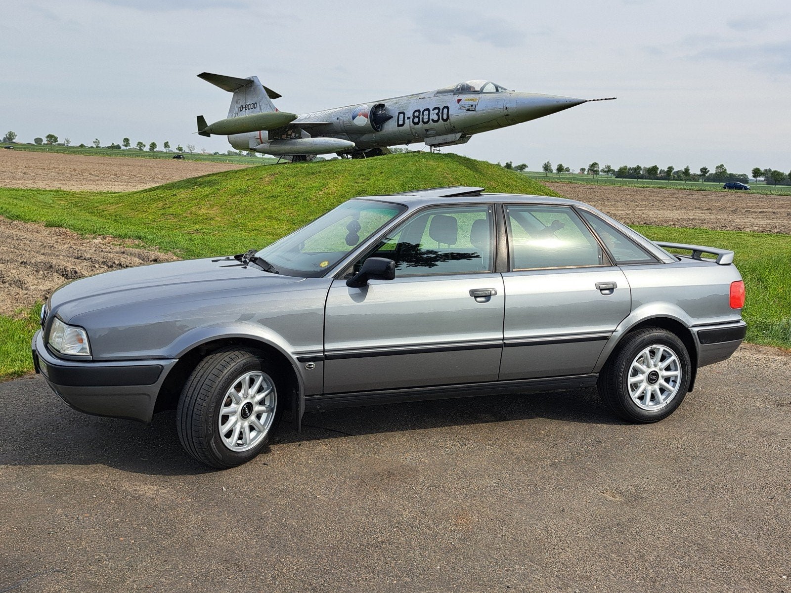 Audi 1992 Grijs, Auto's, Voorwielaandrijving, Stof, 1984 cc, 10 km/l
