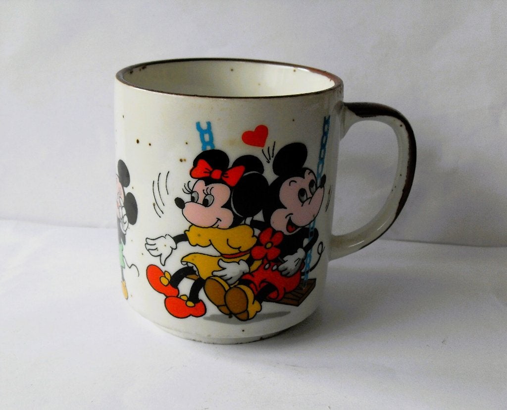 Mickey Mouse Familie Beker / Mok Walt Disney Minnie Mouse, Ophalen of Verzenden, Mickey Mouse, Zo goed als nieuw, Servies