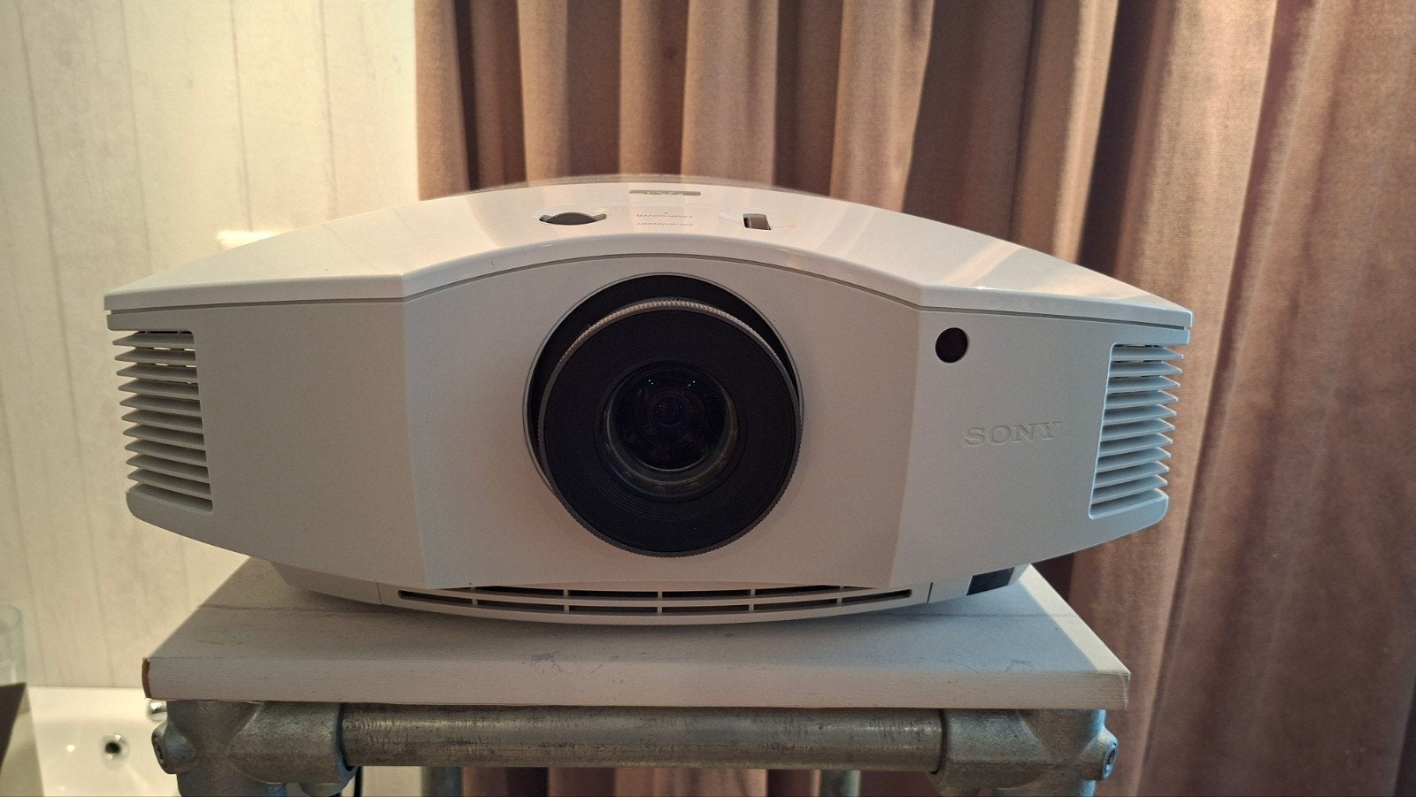 Sony VPL-HW55ES Full HD 3D Home Cinema beamer/scherm, LCOS, Nieuw, Ophalen of Verzenden, Sony
