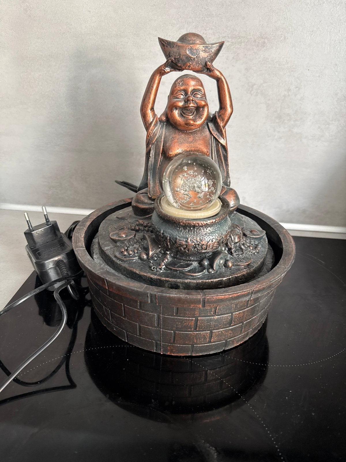 Lachende Boeddha Waterfontein met Kristallen Bol, Ophalen, Gebruikt