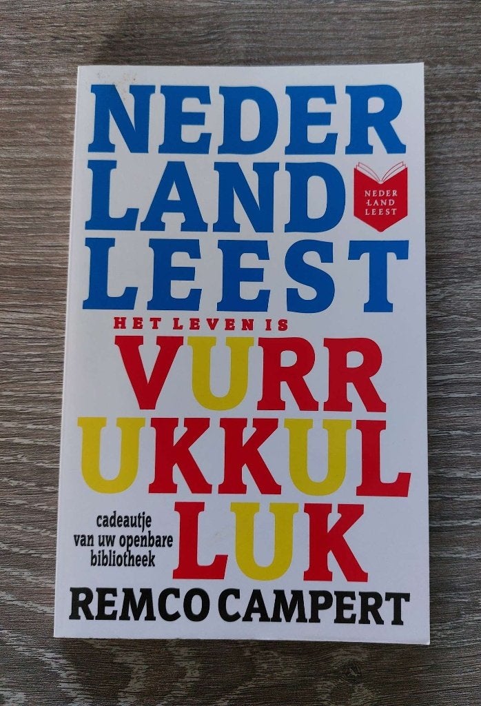 Remco Campert - Het leven is Vurrukkelluk, Ophalen of Verzenden, Zo goed als nieuw, Remco Campert