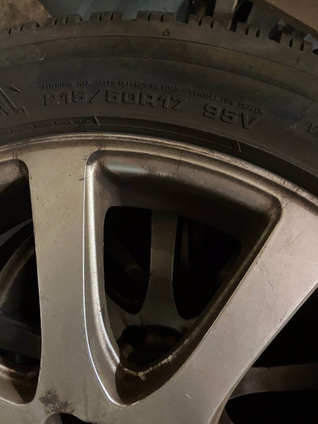 Renault Megane 3 set winterbanden, Auto-onderdelen, Ophalen, Banden en Velgen, 17 inch, Winterbanden