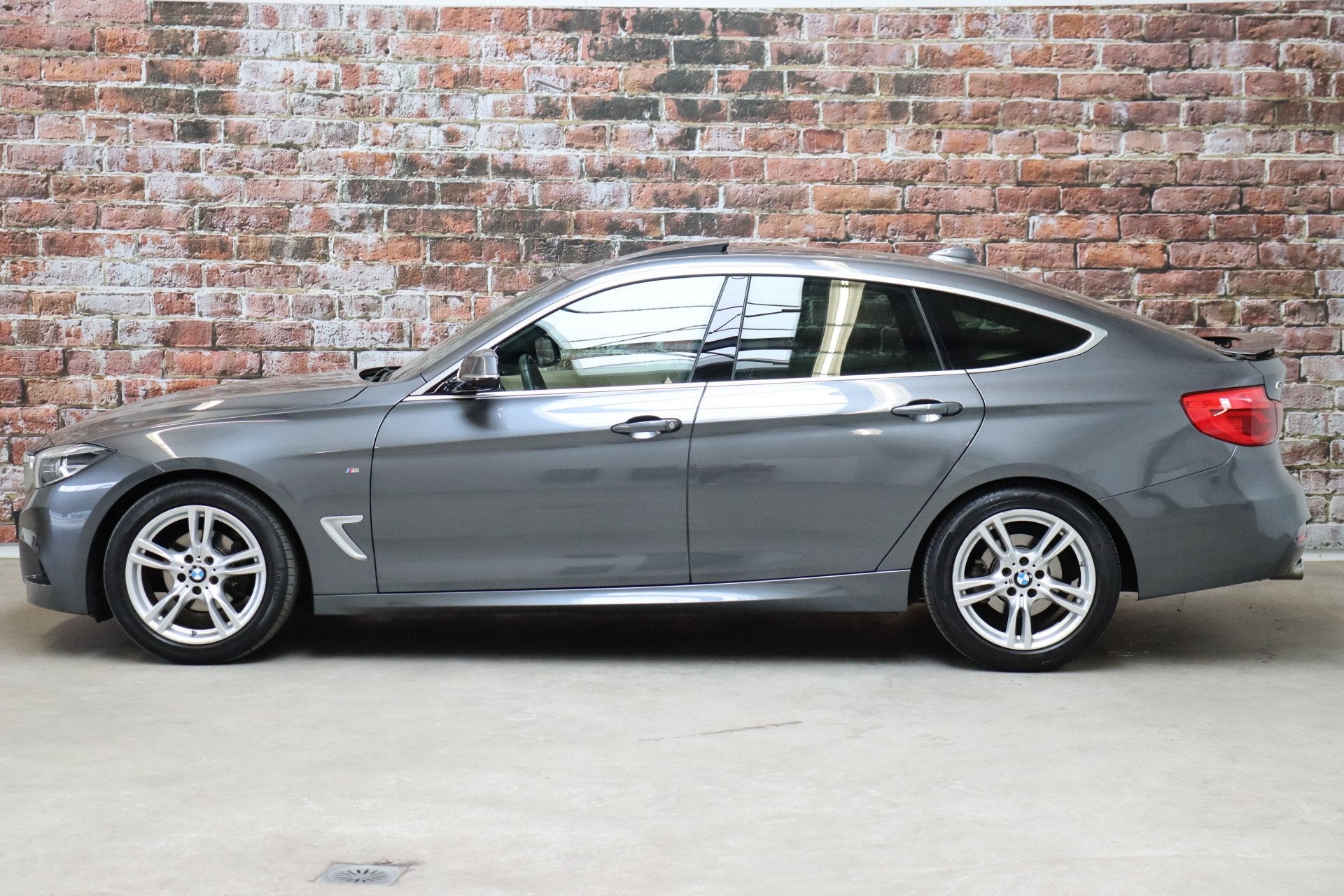 BMW 3 Serie Gran Turismo 320i High Executive Automaat / Trek, Auto's, BMW, Automaat, Achterwielaandrijving, Gebruikt, 4 cilinders