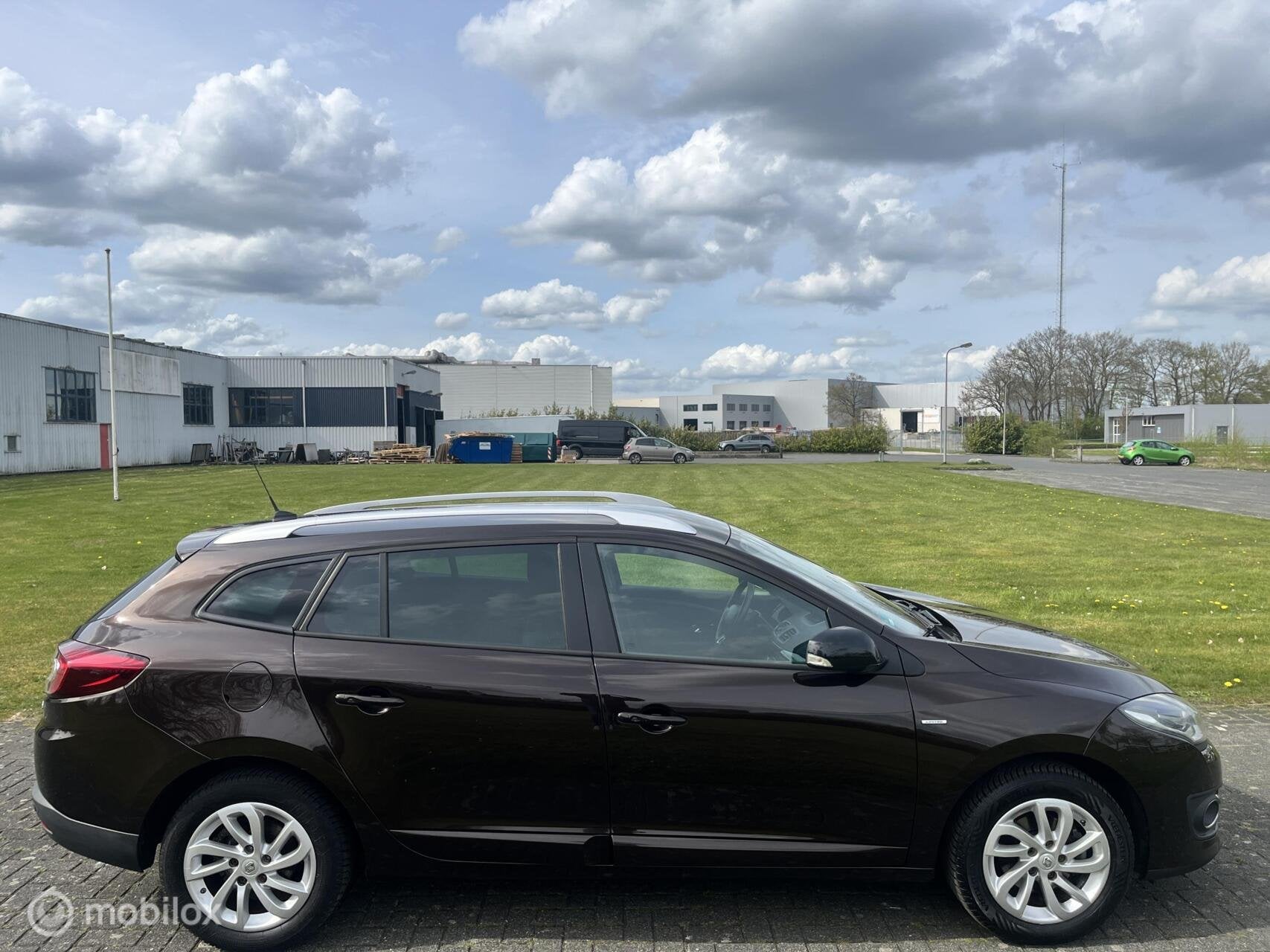 Renault Megane Estate 1.2 TCe Limited / Navi / Cruise / Trek, Auto's, Voorwielaandrijving, Euro 5, Gebruikt, 4 cilinders