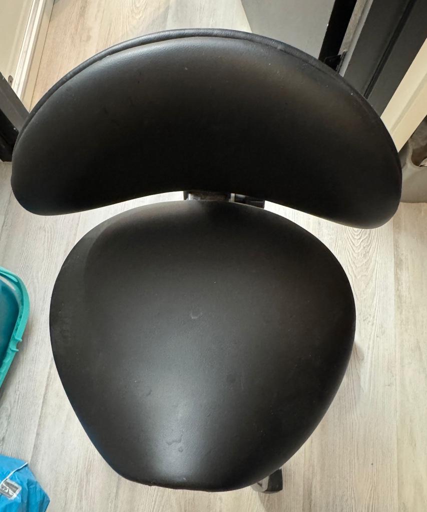 Complete massage set 2 stoelen + 2 tafels + hoezen, Ophalen, Overige materialen, Gebruikt, Twee