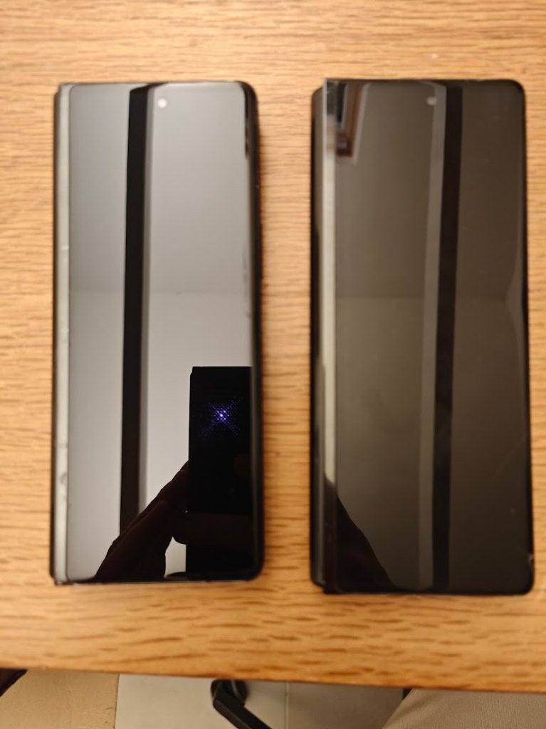 Samsung Galaxy Z Fold2 5G met kapot binnenscherm, Telecommunicatie, Mobiele telefoons | Samsung, 128 GB, Ophalen of Verzenden