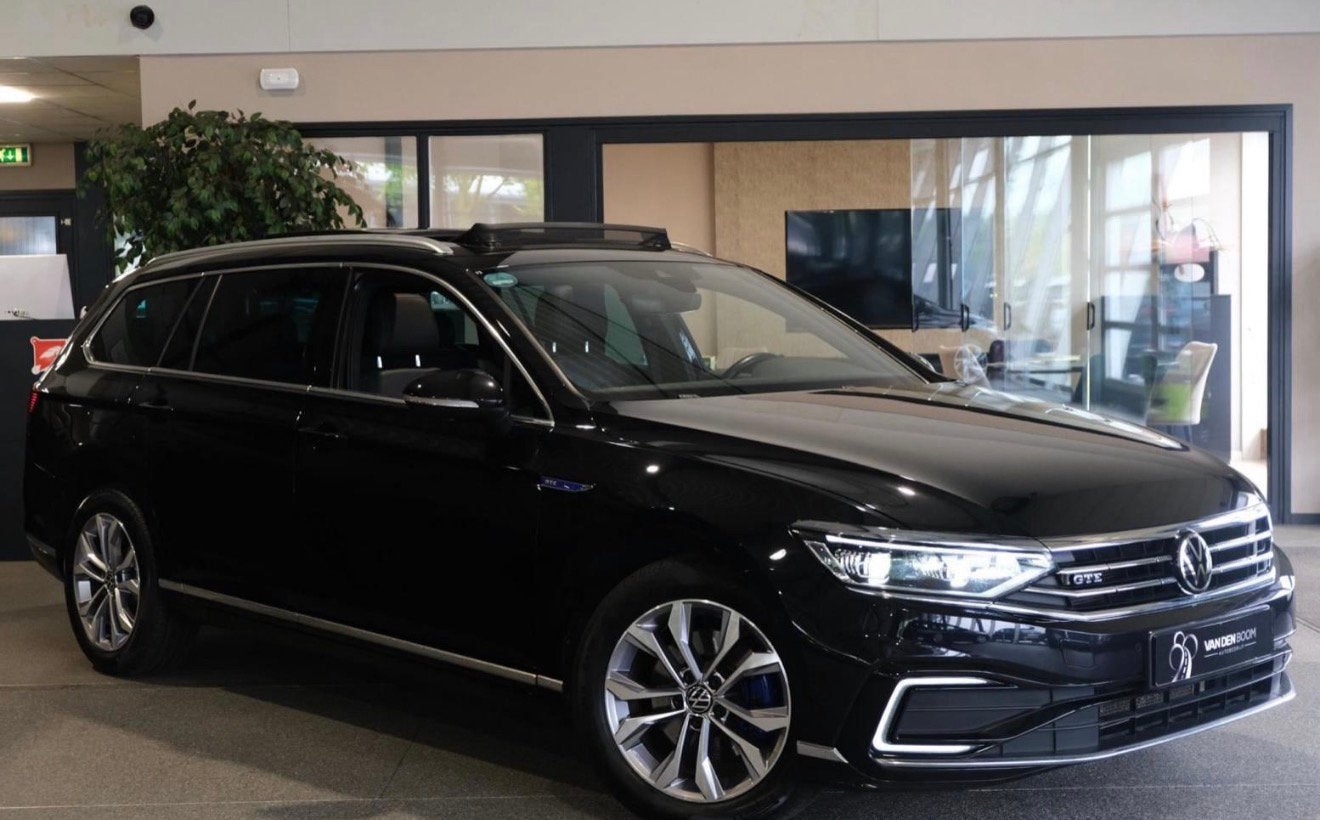 Volkswagen Passat 1.4 TSI Phev 218pk 6-DSG 2021 Zwart, 4 cilinders, Zwart, 1600 kg, Passat