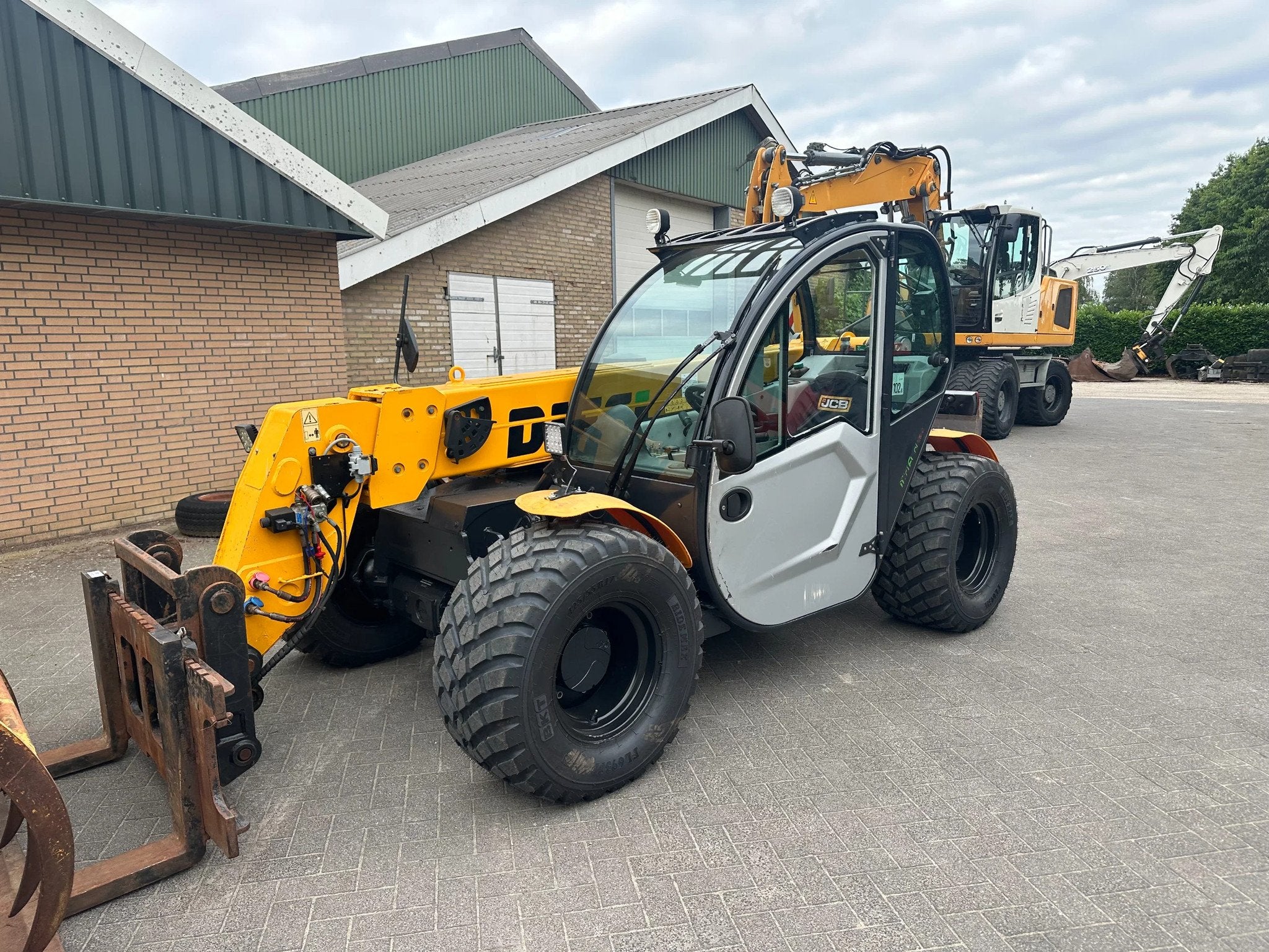 Dieci agro 25.6 (bj 2014), Verreiker