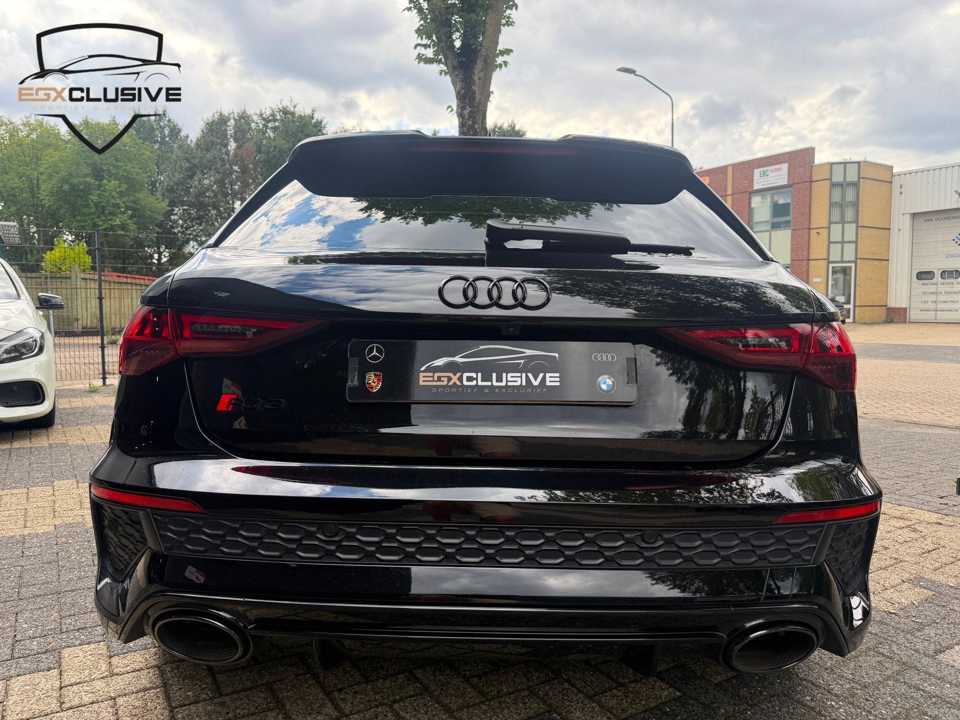 Audi RS3 2.5 TFSI RS 3 quattro PANO|CAMERA|B&O|ALCANTARA, Automaat, Dealer onderhouden, Gebruikt, RS3