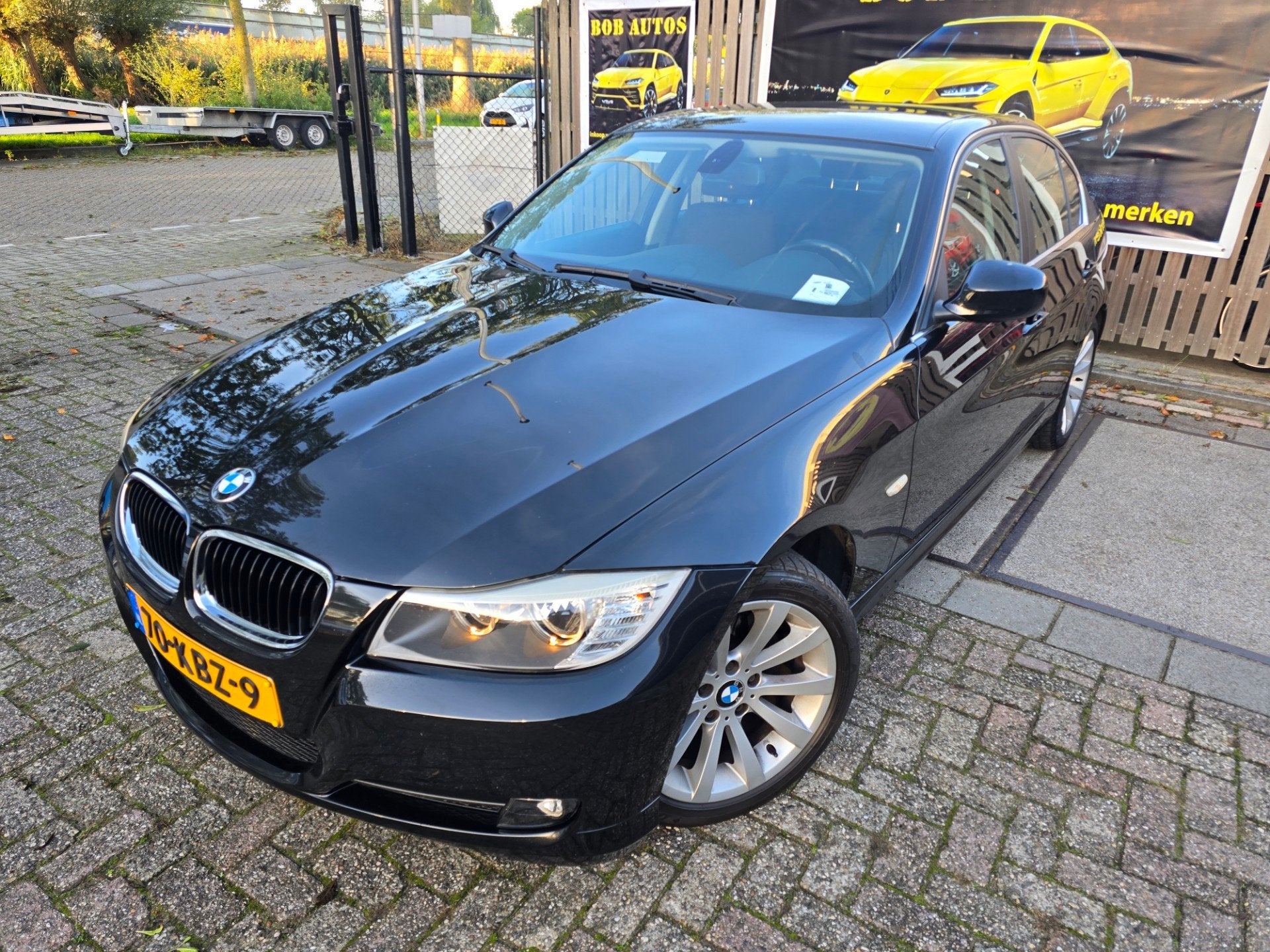 BMW 3-serie 318i Business Line/1e eigenaar/apk 18-10-2027nap, Achterwielaandrijving, Zwart, Origineel Nederlands, Bedrijf