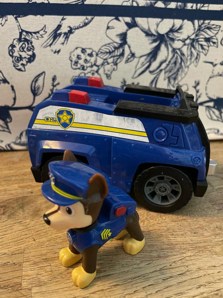 Paw Patrol Chase met auto, Ophalen of Verzenden, Zo goed als nieuw