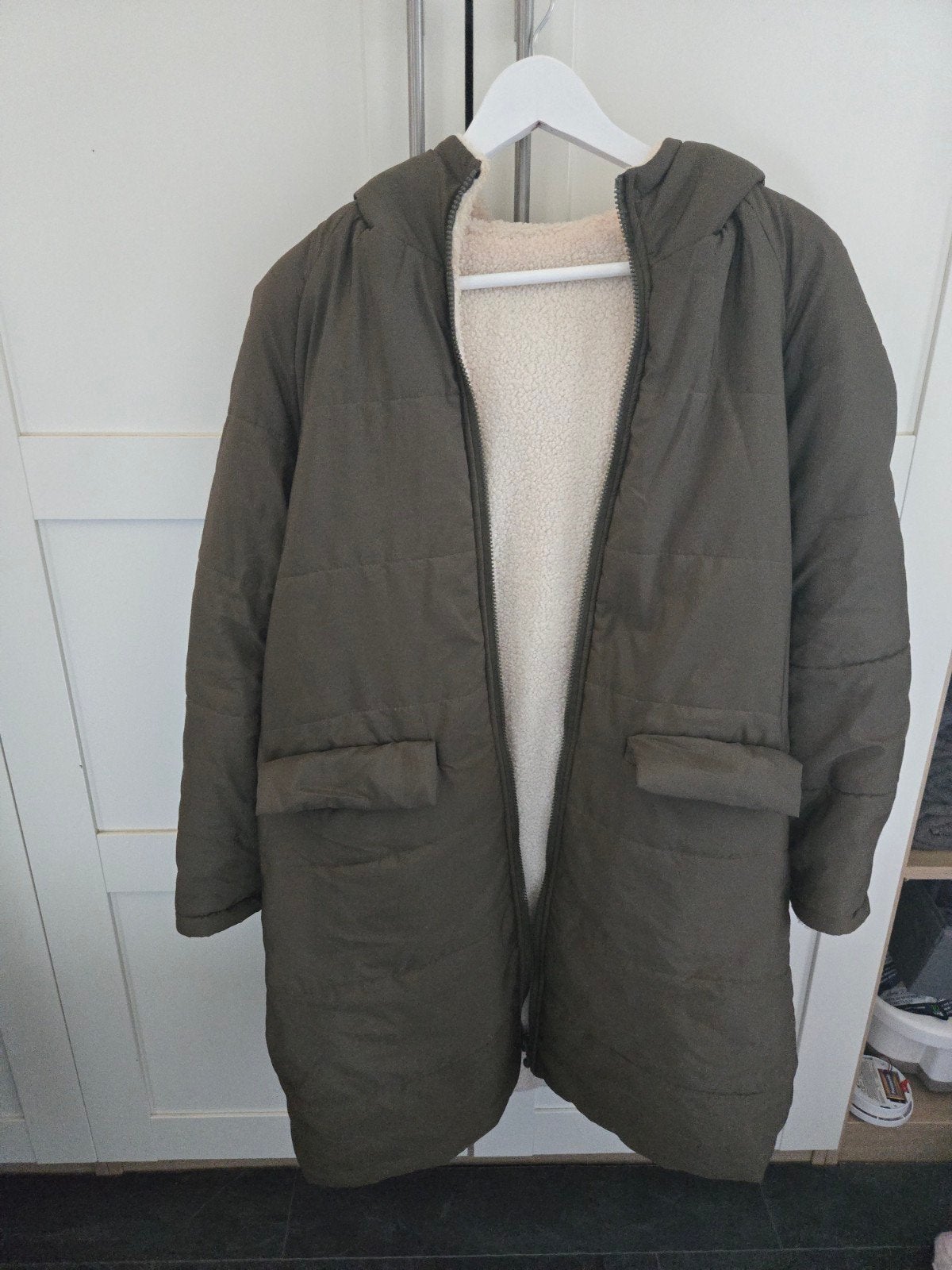 Warme gewatteerde jas met teddy voering, Maat 38/40 (M), Ophalen of Verzenden, Groen, Onbekend