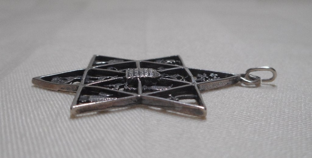 Zilveren David ster hanger met 12 Joodse stammen nr.1735, Verzenden, Zo goed als nieuw, Kruis of Symbool, Zilver