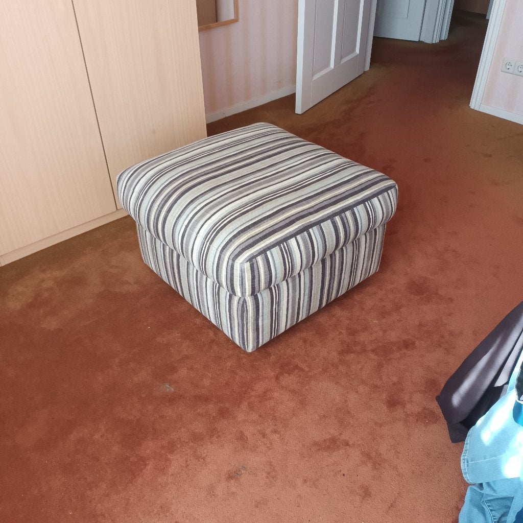 Hocker Montel, Ophalen, Zo goed als nieuw, Stof, 50 tot 75 cm