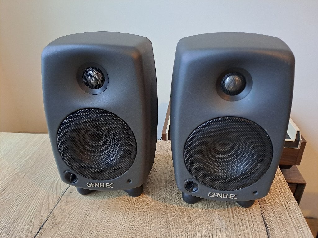 Genelec 8020A studiomonitoren (set van 2) – Made in Finland, Studiomonitor, Gebruikt, Minder dan 60 watt, Ophalen