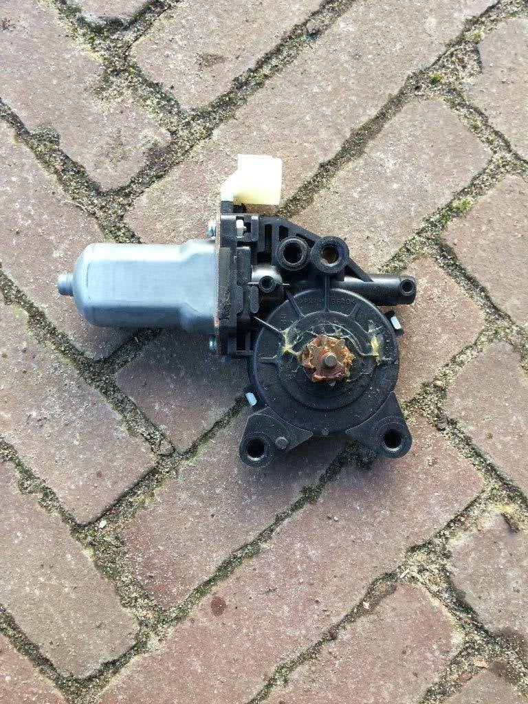 Kia Soul raammotor rechtsachter 824601M000/ portierruit RA, Auto-onderdelen, Verlichting, Ophalen of Verzenden, Gebruikt, Kia