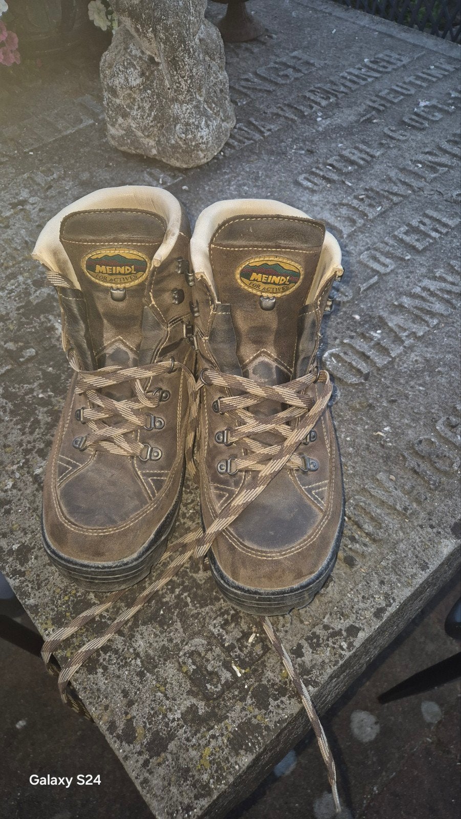 Meindl Wandelschoenen - Maat 42, Sport en Fitness, Bergsport en Wandelen, Ophalen of Verzenden