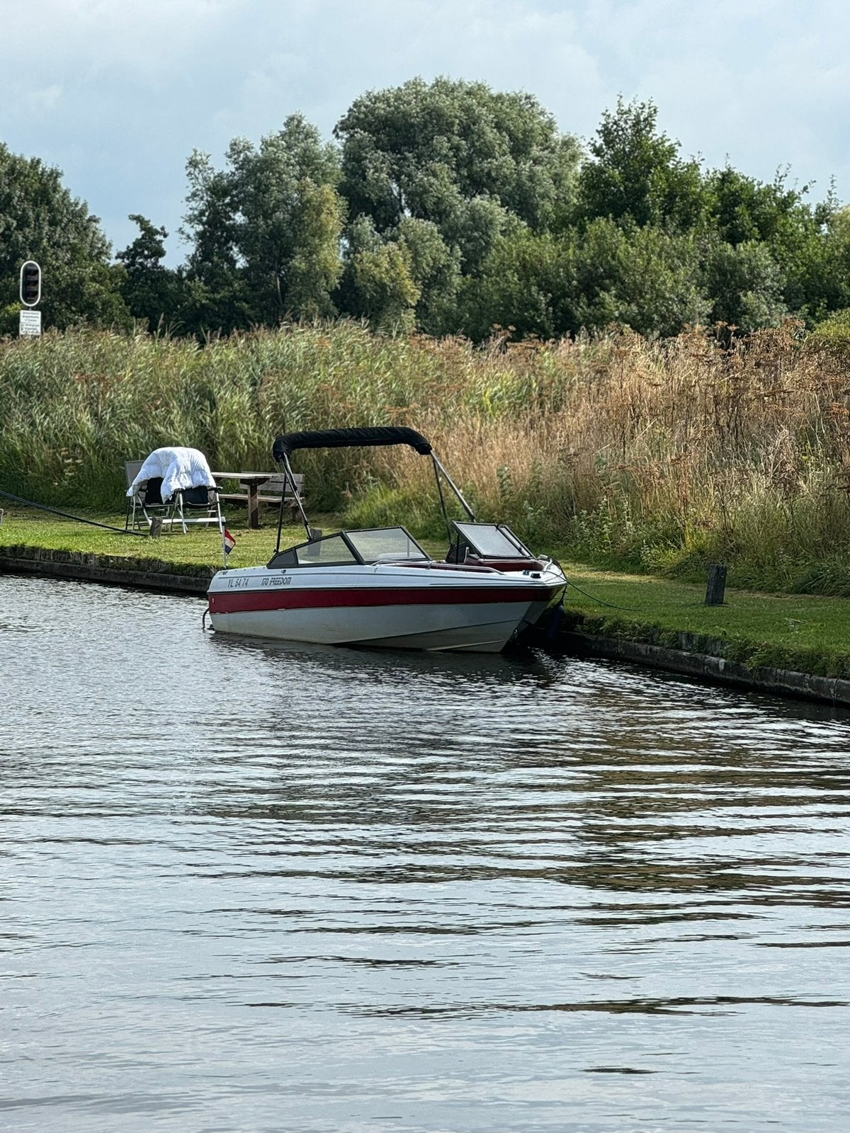 Four Winns Freedom, bayliner, speedboot,, Watersport en Boten, Gebruikt, 70 tot 120 pk, Ophalen of Verzenden, Bayliner