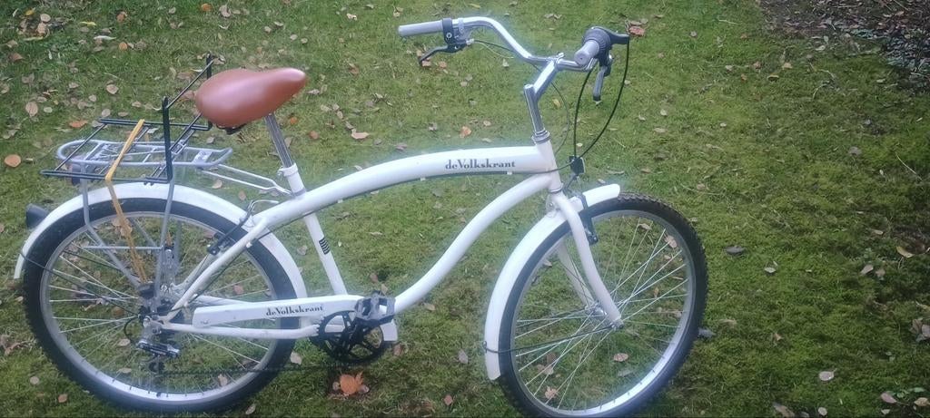 Witte stadsfiets. Wielmaat 26, Ophalen, Staal, Cruiser, Heren