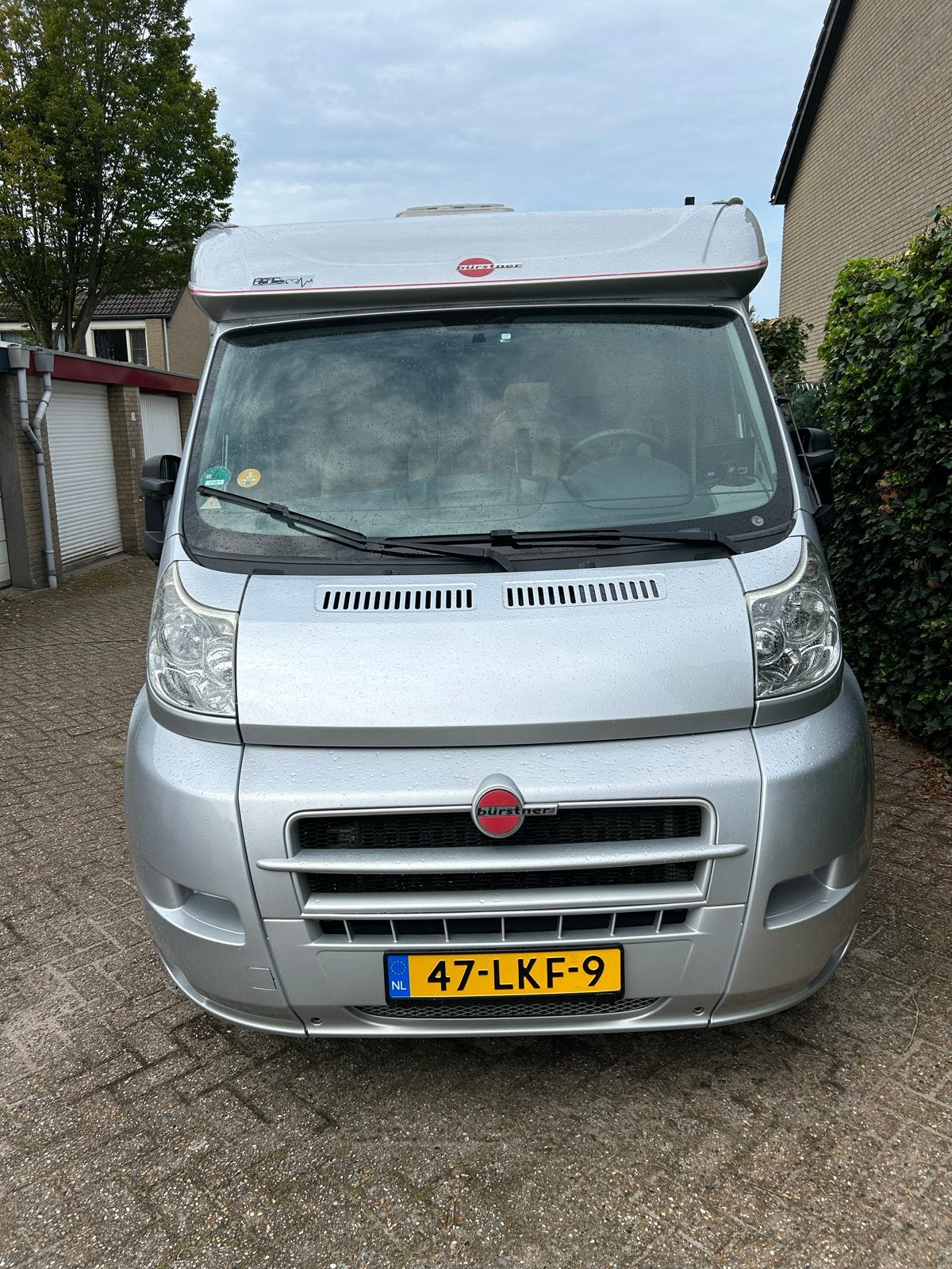 Burstner Camper Nexxo T 728, Rondzit, Particulier, Bürstner, Satelliet antenne