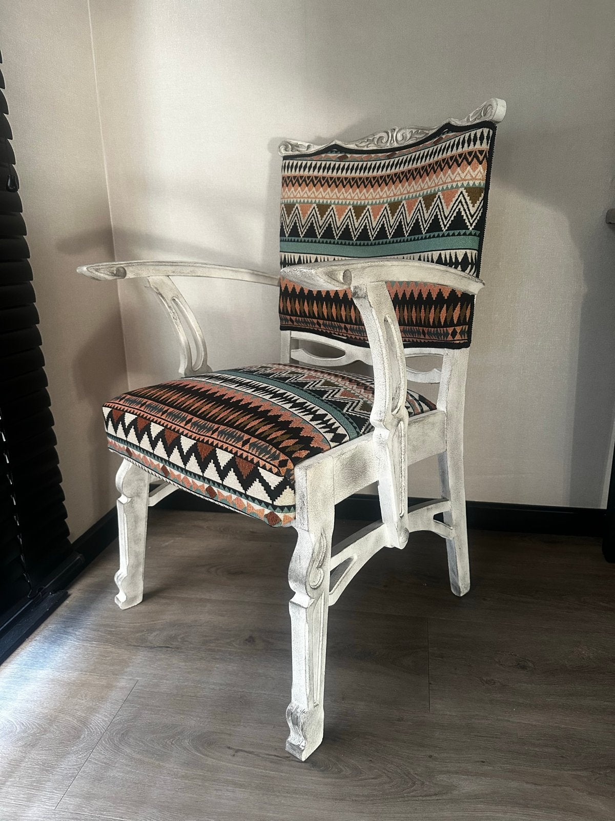 Gaaf gerestylde stoel bohemian ibiza style boho stoeltje wit, Huis en Inrichting, Stoelen, Ophalen, Ibiza boho bohemian, Overige kleuren