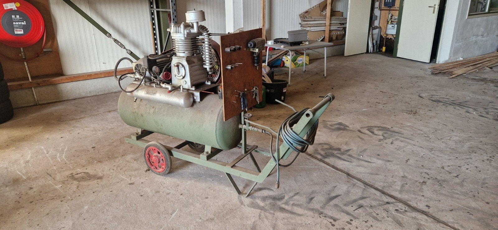 Robuuste Compressor 380V, Doe-het-zelf en Verbouw, Compressors, Gebruikt, 10 bar of meer, 100 liter of meer, 400 tot 800 liter/min