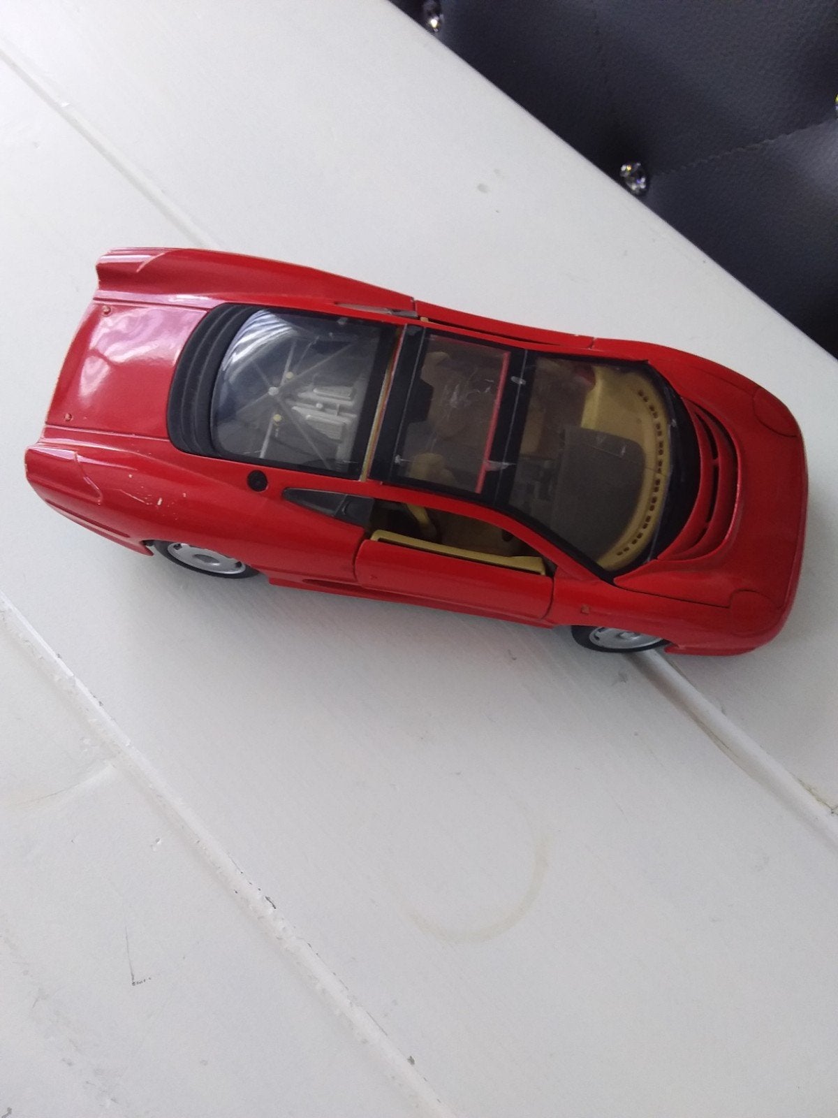 Jaguar XJ220 Schaalmodel - Rood, Gedetailleerd, Ophalen, Gebruikt, Auto, Overige merken