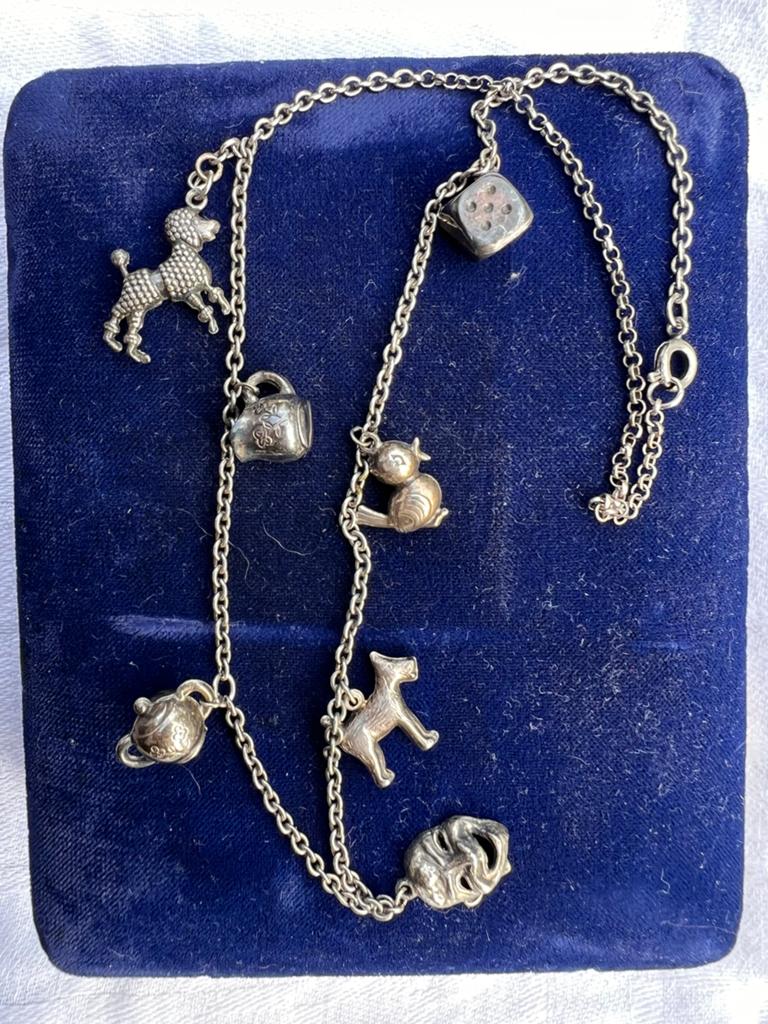 Vintage deels verzilverde Bedelarmband en Ketting, Ophalen of Verzenden, Gebruikt, Zilver, Met bedels of kralen