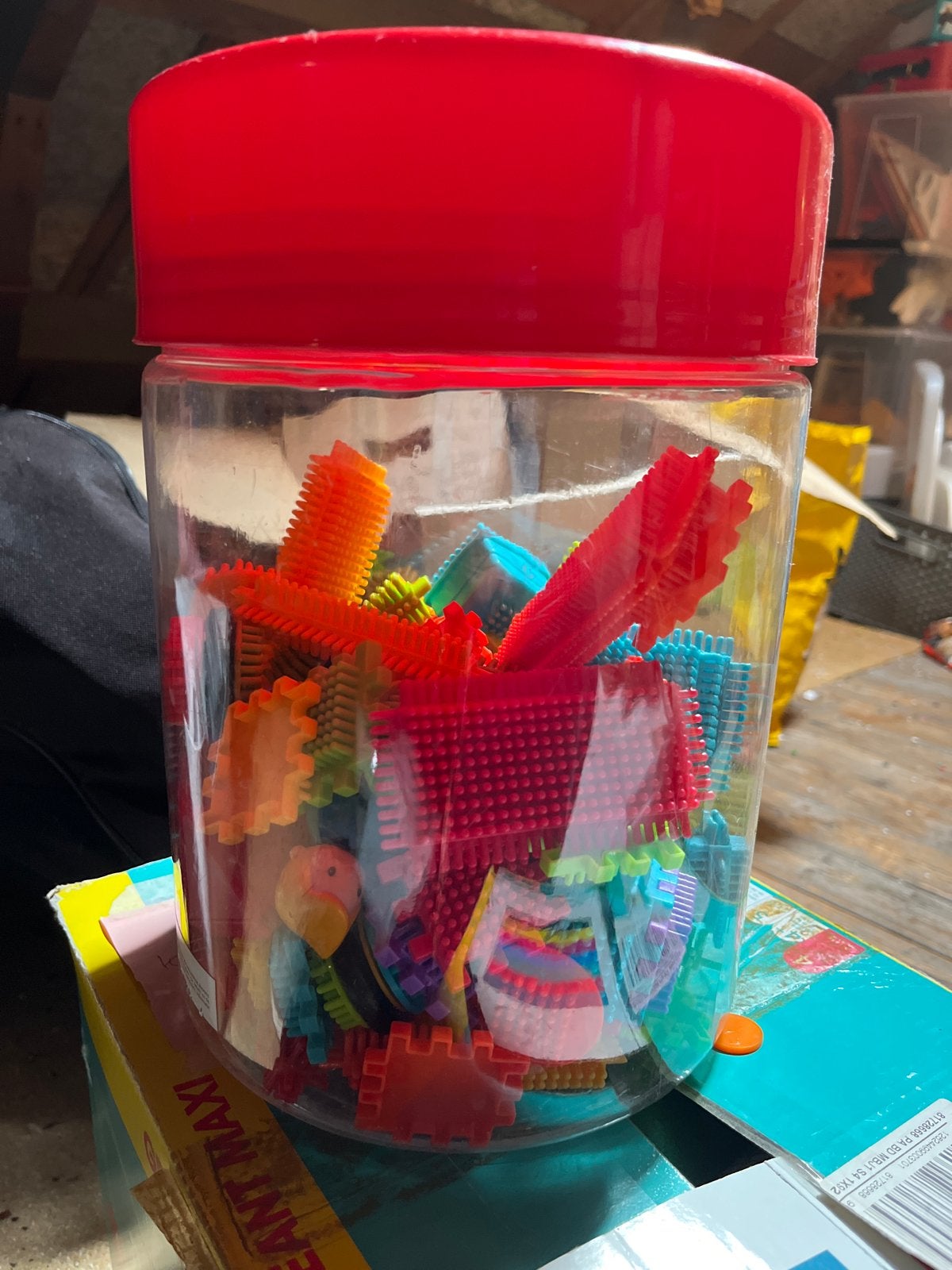 Grote pot met kleurrijke Nopper blokken, Ophalen of Verzenden, Gebruikt, Bouwen