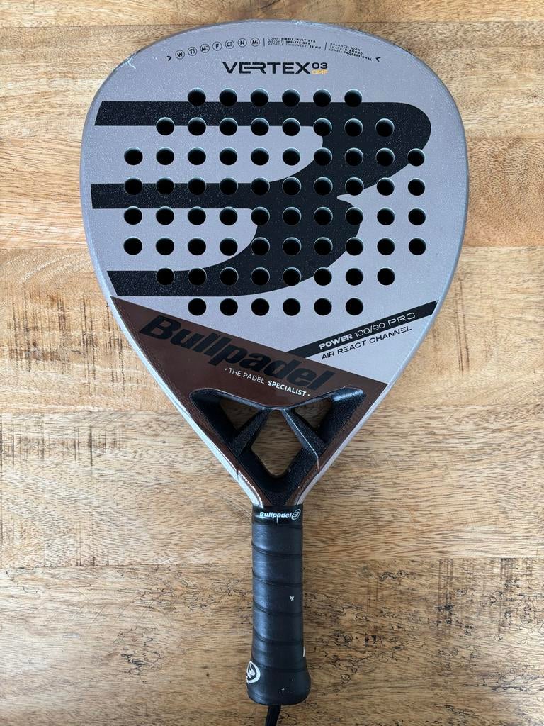 Bullpadel Vertex 03 – Power racket (gevorderd niveau), Ophalen of Verzenden, Gebruikt