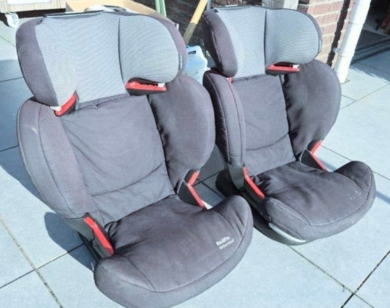 Maxi cosi rodifix (geschikt van 3.5 tot ongeveer 12 jaar), Ophalen, 15 t/m 36 kg, Zijbescherming, Isofix
