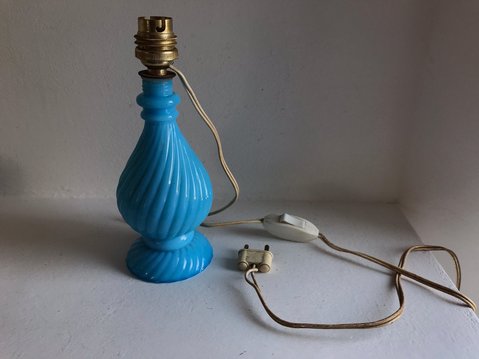 Lampvoet blauw opaline glas / Chatard France, Blauw, Ophalen of Verzenden, Gebruikt, Glas
