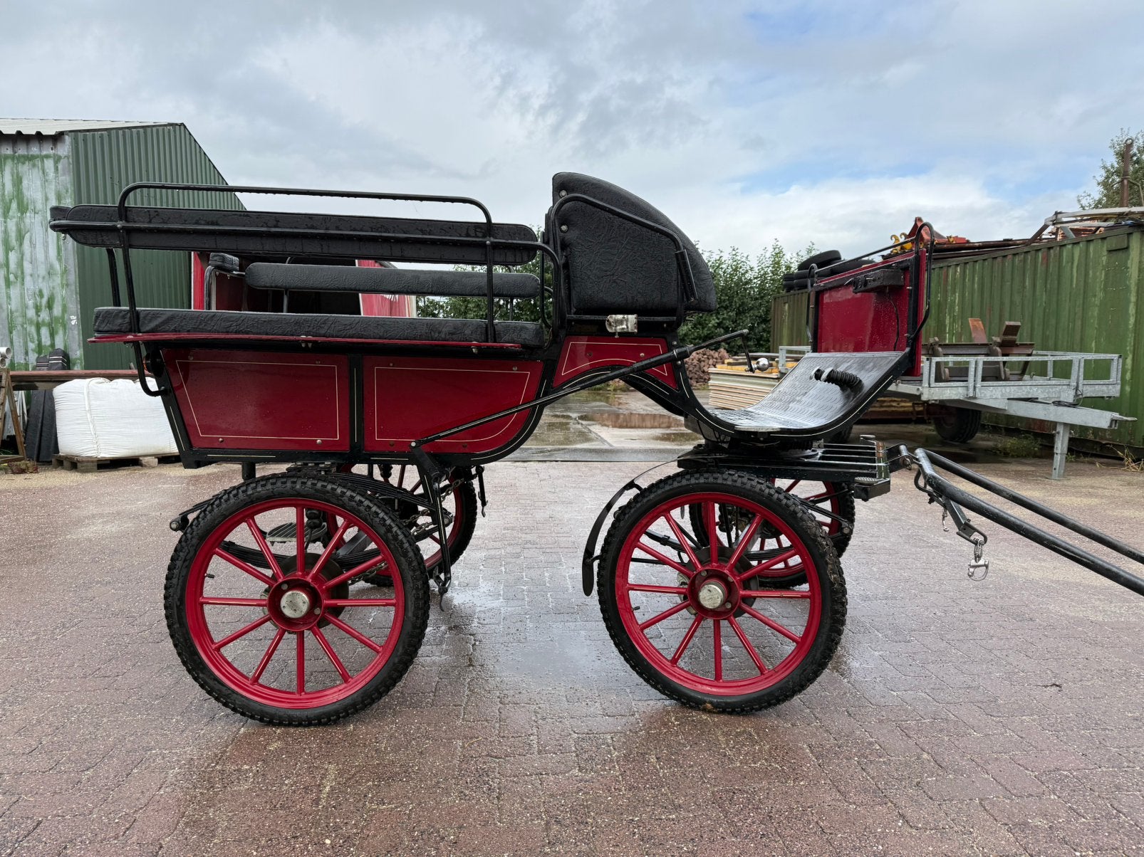 Prachtige zeer nette koets / menwagen, Ophalen