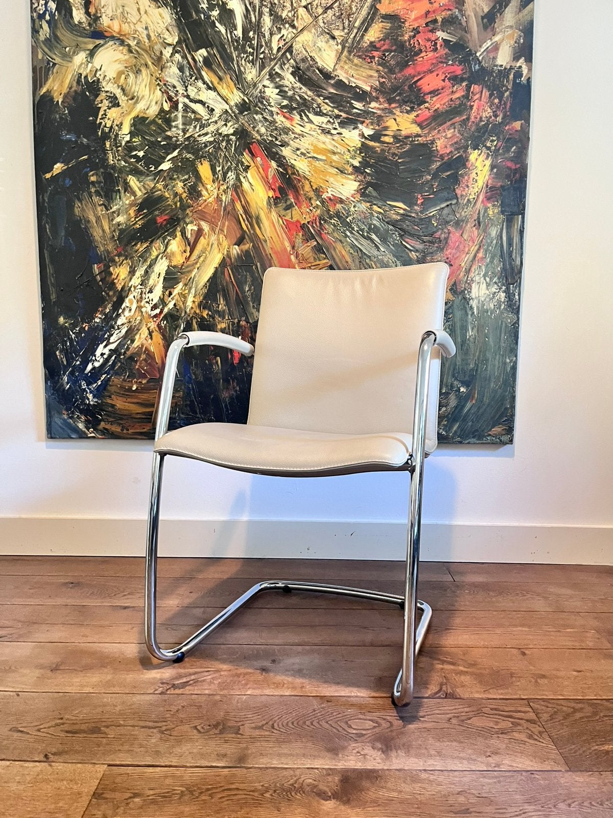 Te koop 4 Leolux Freyr eetkamerstoelen, Huis en Inrichting, Ophalen, Minimalistisch design, Overige kleuren, Zo goed als nieuw