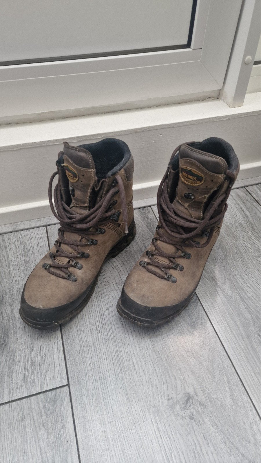 Meindl Island Pro wandelschoenen maat 43(defensie) | 2910-55, Ophalen, Zo goed als nieuw, Schoenen