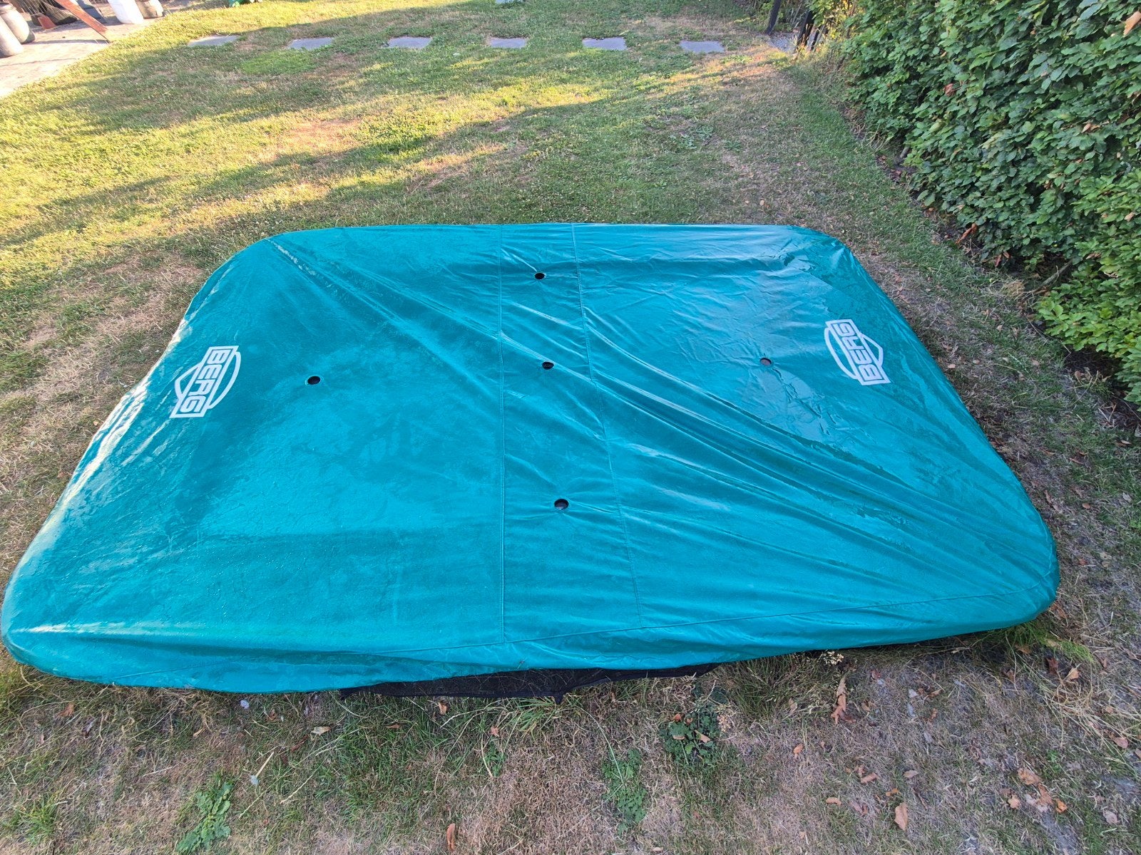 BERG Trampoline beschermhoes 220 x 330 - Zo goed als nieuw, Ophalen of Verzenden, Zo goed als nieuw